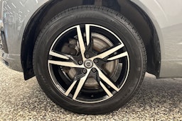 harmaa Volvo XC60 2019 kuva 39.