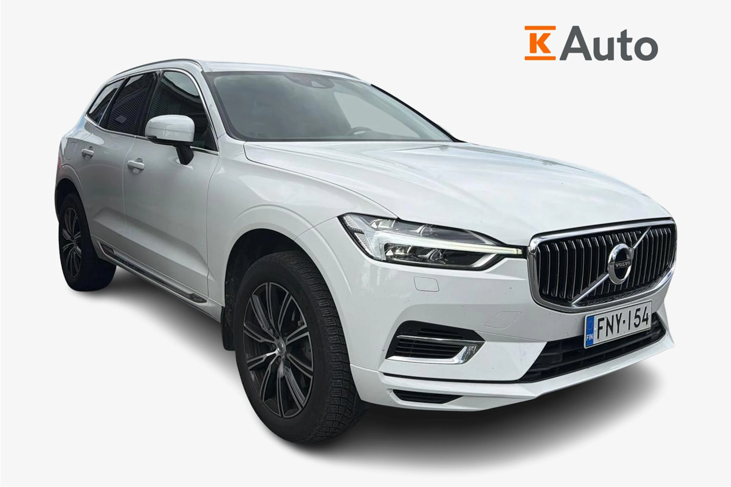 valkoinen Volvo XC60 2019 kuva 1.