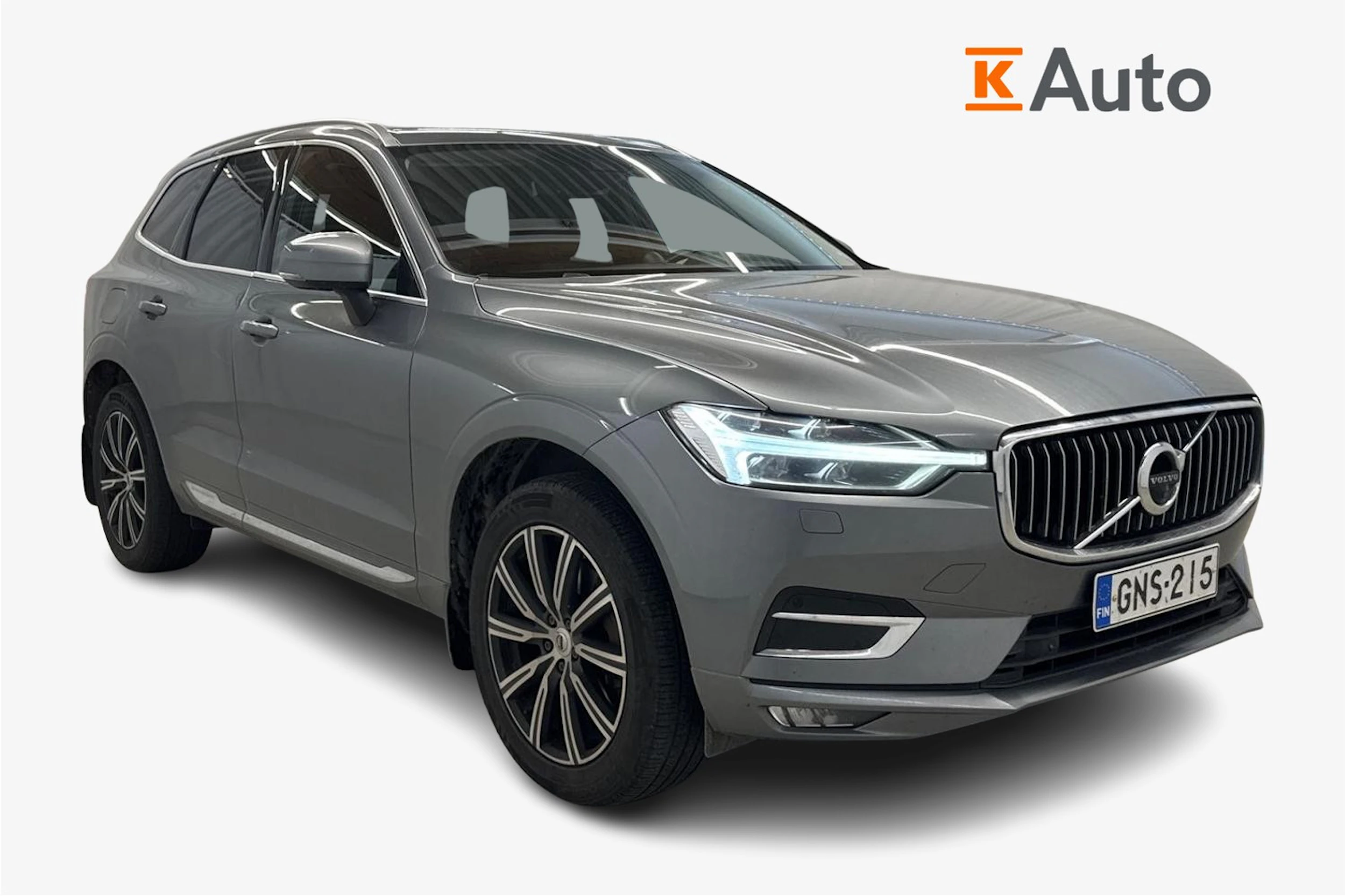 harmaa Volvo XC60 2019 kuva 1.