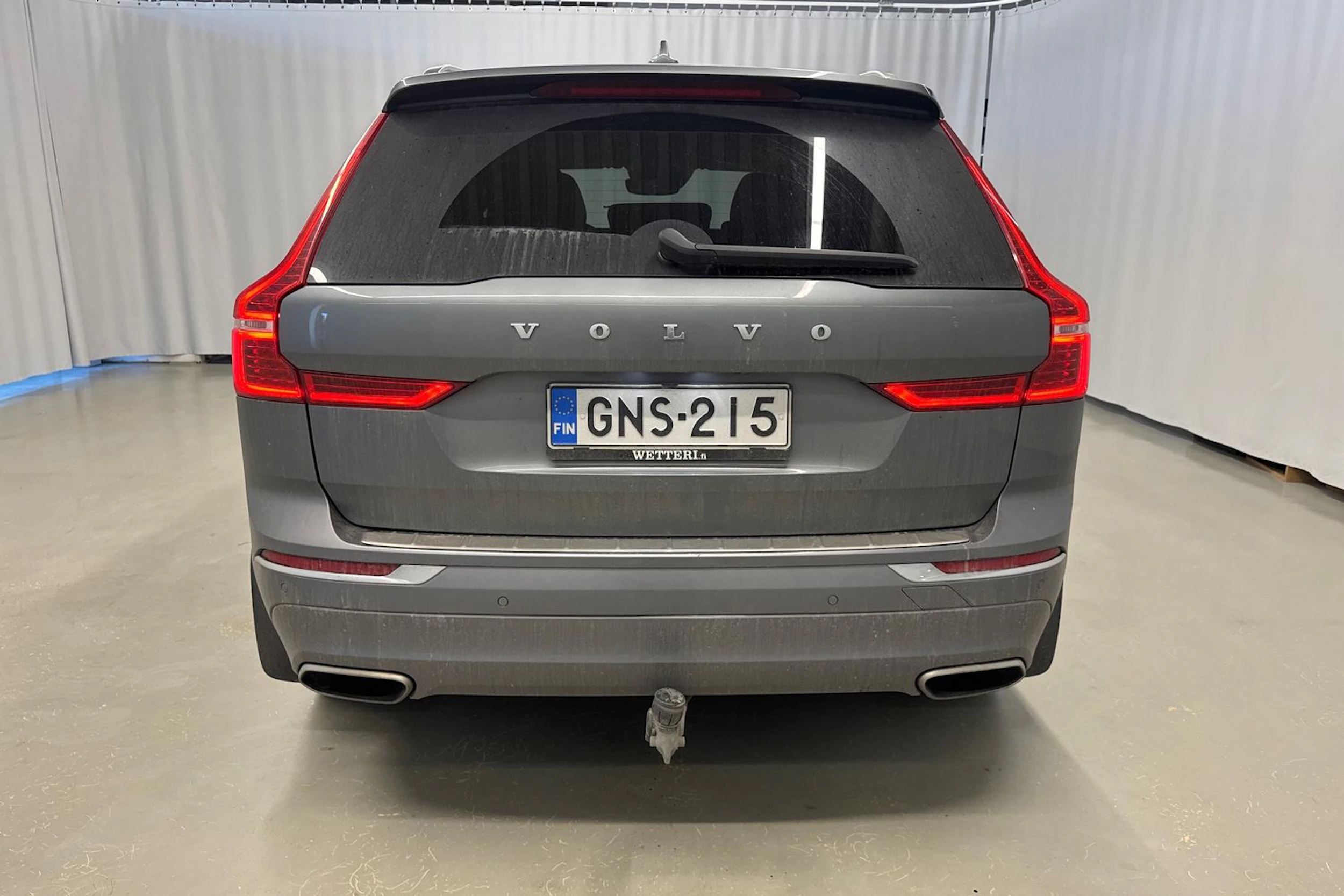 harmaa Volvo XC60 2019 kuva 6.