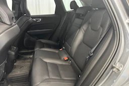 harmaa Volvo XC60 2019 kuva 12.