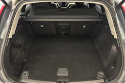 harmaa Volvo XC60 2020 kuva 21.