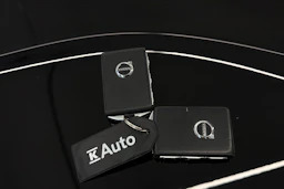 musta Volvo XC60 2019 kuva 29.