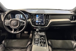 valkoinen Volvo XC60 2019 kuva 9.