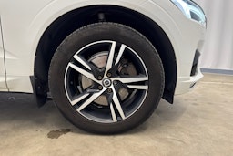 valkoinen Volvo XC60 2019 kuva 33.