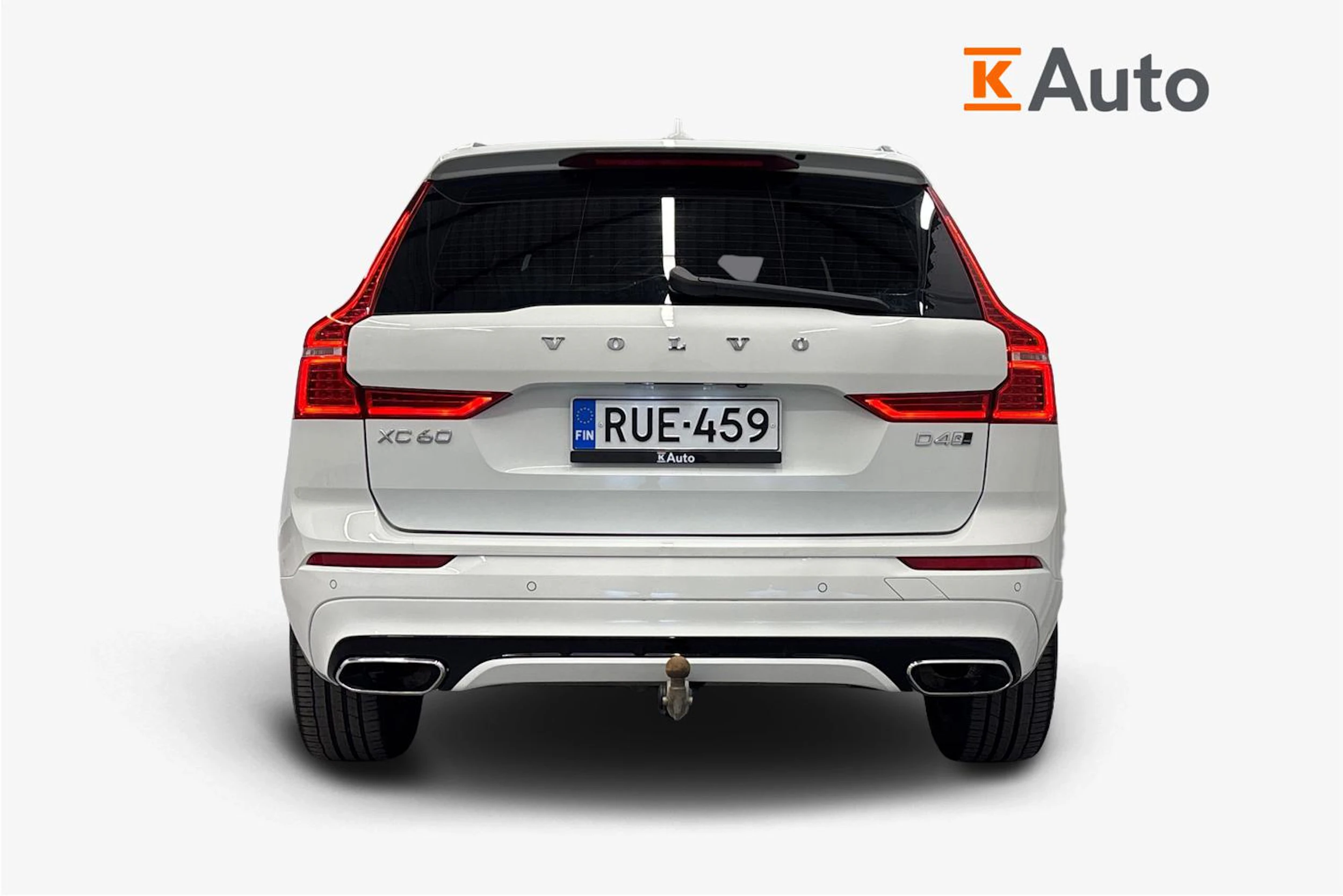 valkoinen Volvo XC60 2019 kuva 4.
