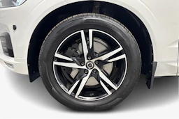 valkoinen Volvo XC60 2019 kuva 12.