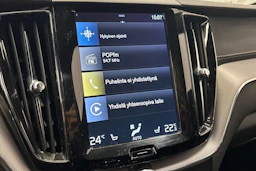 valkoinen Volvo XC60 2019 kuva 29.