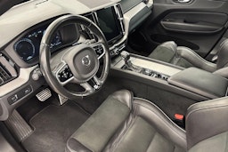 met. punainen Volvo XC60 2019 kuva 6.