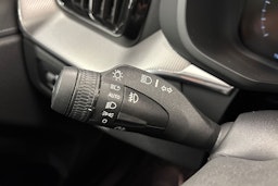 met. punainen Volvo XC60 2019 kuva 15.