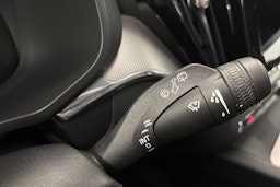 met. punainen Volvo XC60 2019 kuva 16.