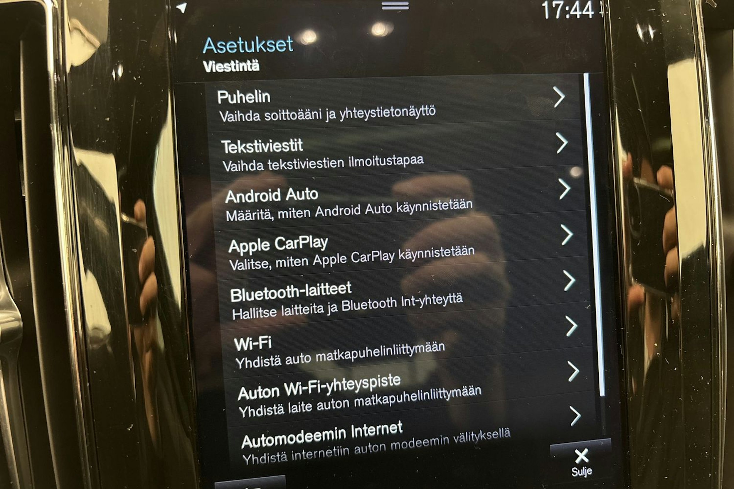 met. punainen Volvo XC60 2019 kuva 22.