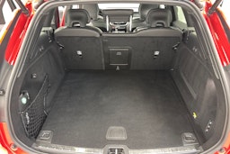 met. punainen Volvo XC60 2019 kuva 31.