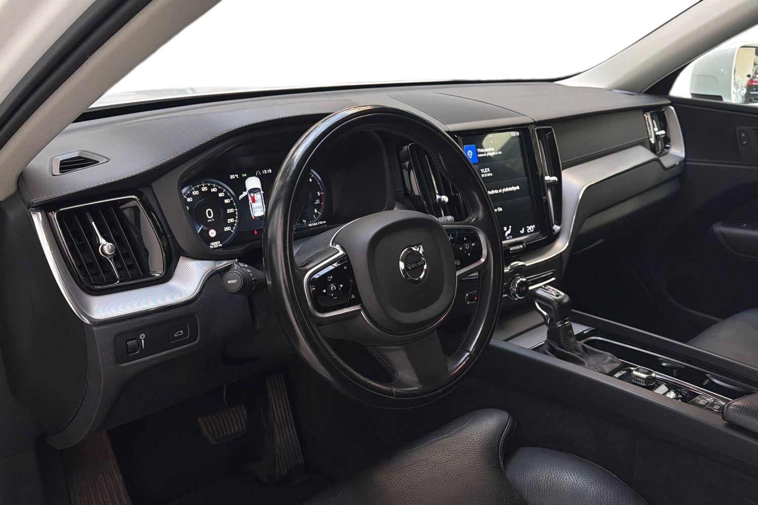 Volvo XC60 2019, kuva 3/3