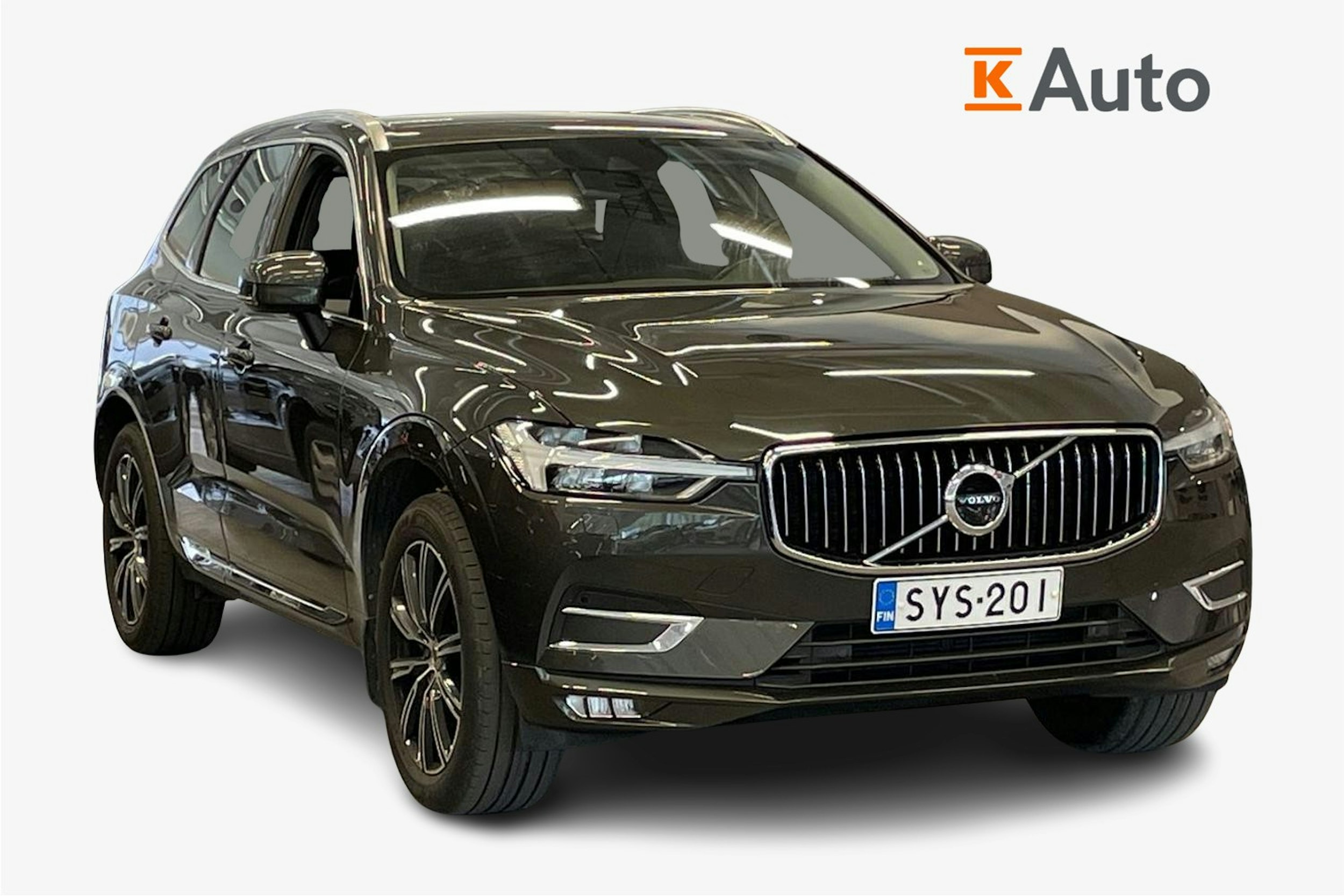 harmaa Volvo XC60 2019 kuva 1.