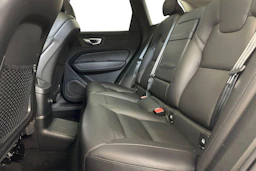 Harmaa Volvo XC60 2019 kuva 8.