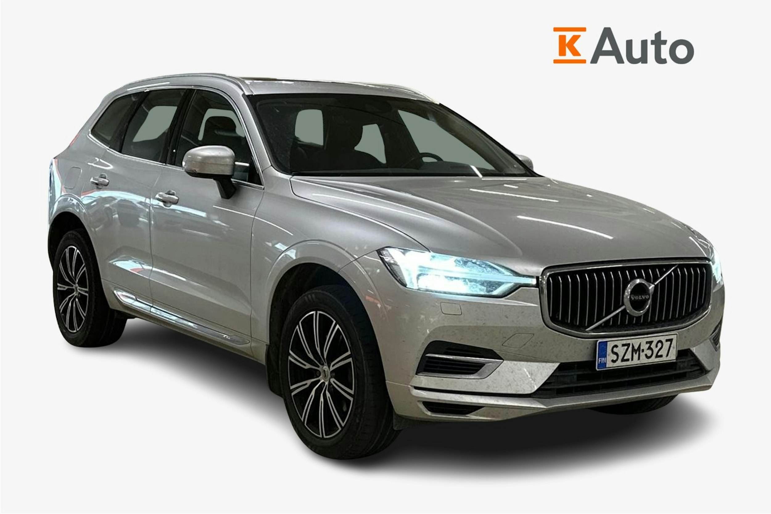 harmaa Volvo XC60 2019 kuva 1.