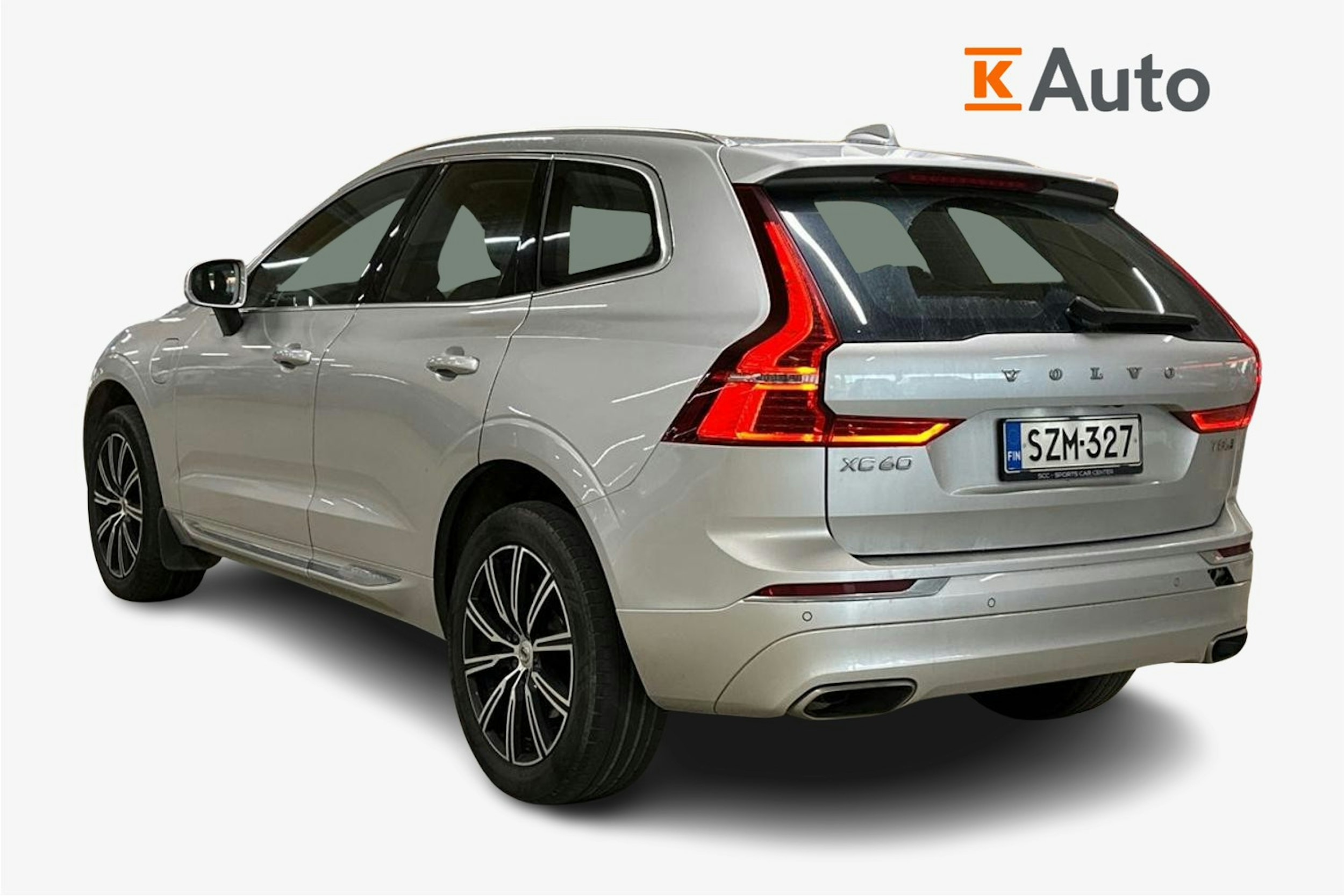 harmaa Volvo XC60 2019 kuva 2.