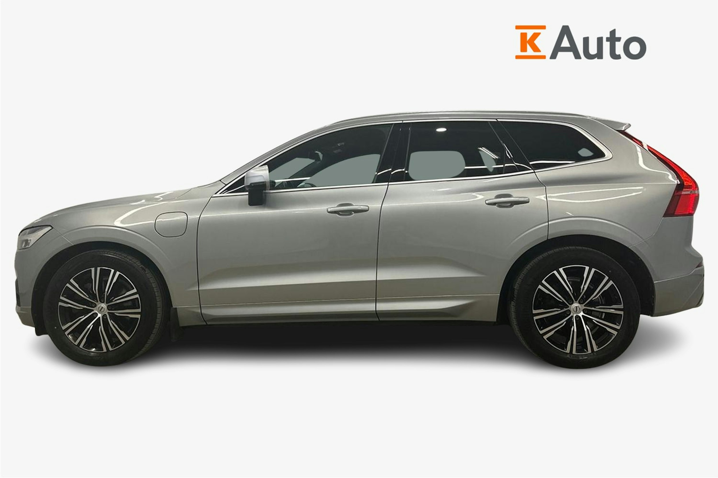 met. harmaa Volvo XC60 2019 kuva 6.