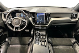 met. harmaa Volvo XC60 2019 kuva 9.