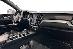 met. harmaa Volvo XC60 2019 kuva 10.