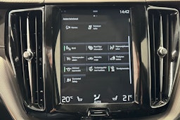 met. harmaa Volvo XC60 2019 kuva 27.