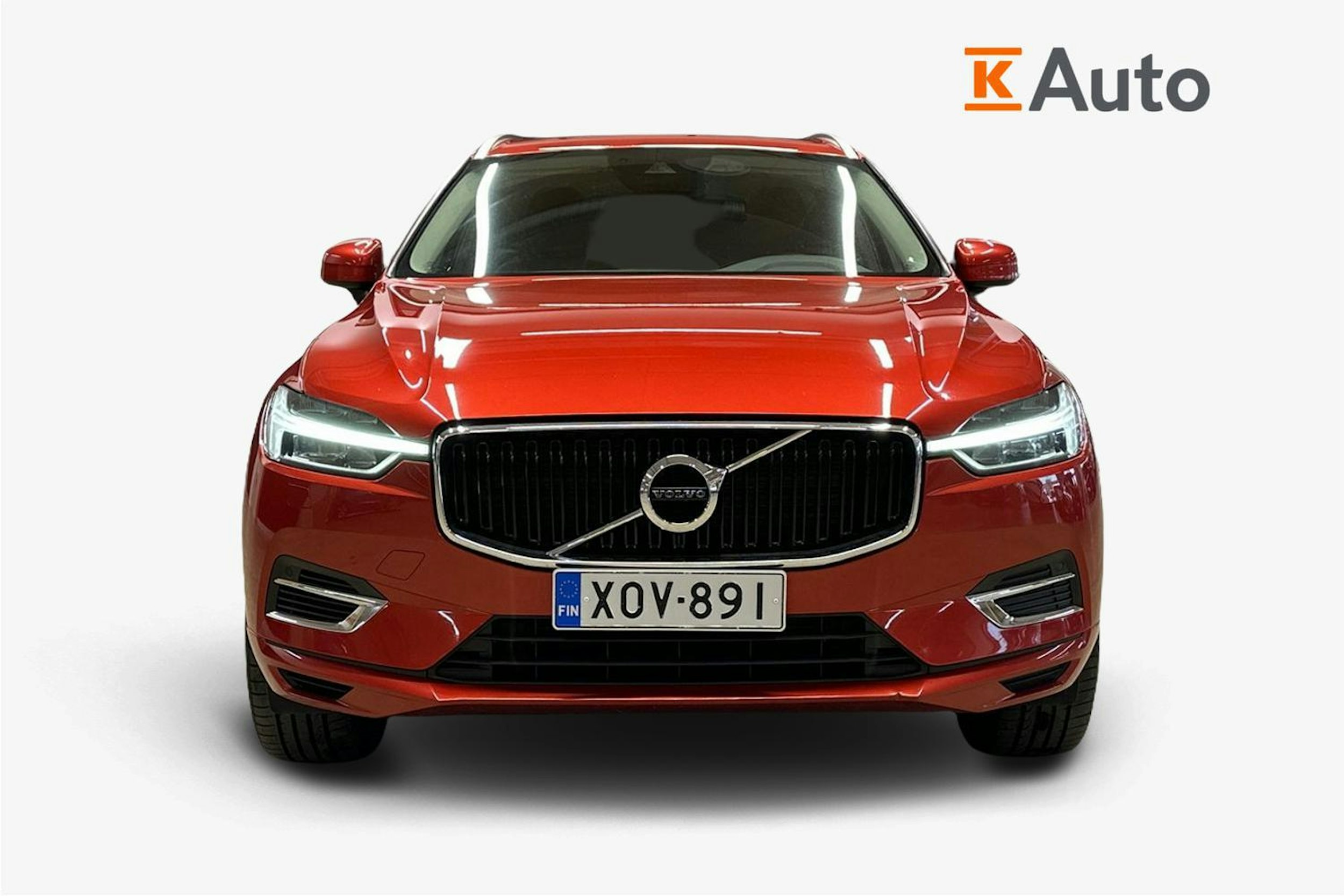 punainen Volvo XC60 2019 kuva 5.