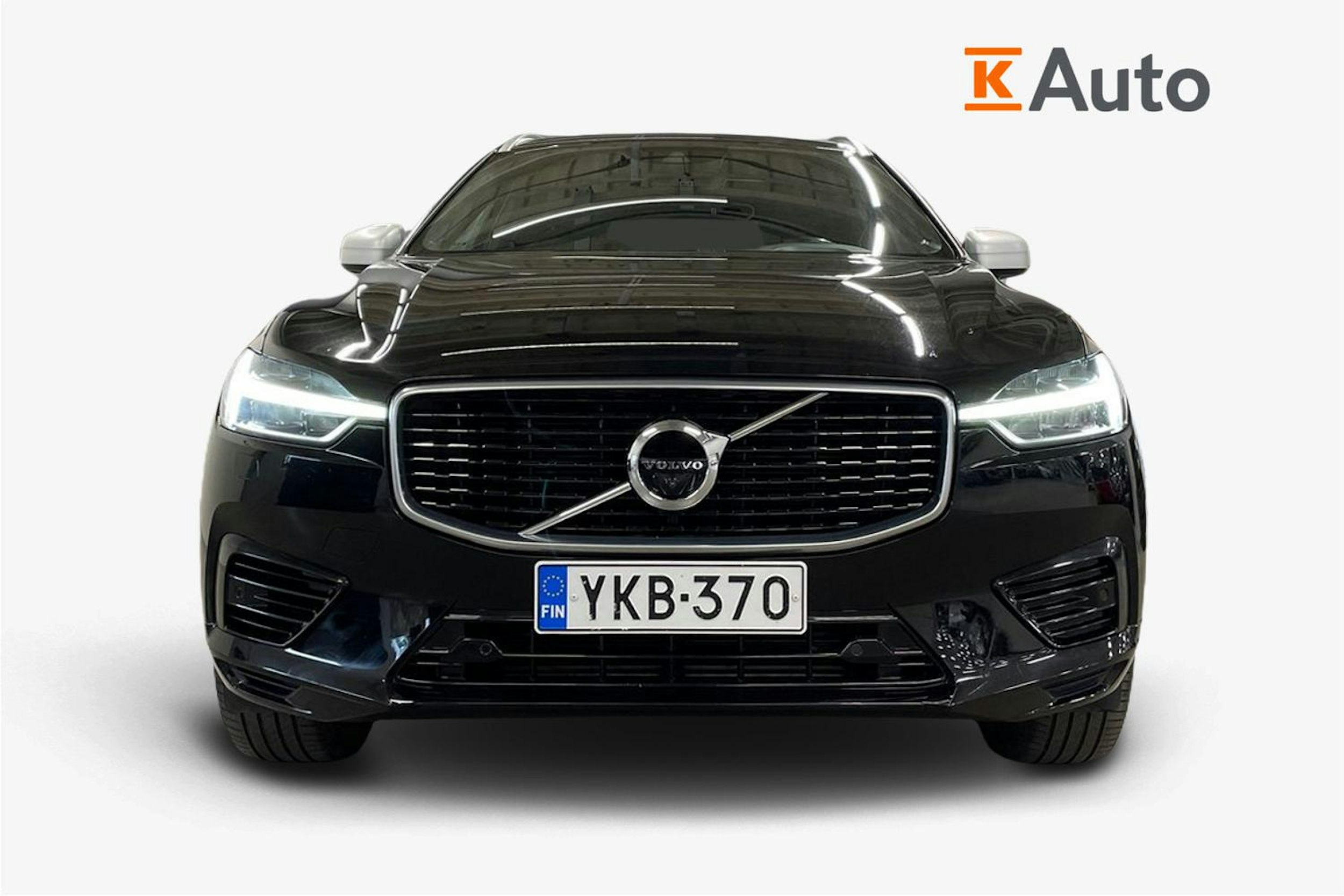 Musta Volvo XC60 2019 kuva 4.