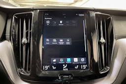 Musta Volvo XC60 2019 kuva 17.