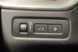 Musta Volvo XC60 2019 kuva 22.