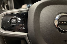 Musta Volvo XC60 2019 kuva 23.