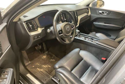 harmaa Volvo XC60 2019 kuva 3.