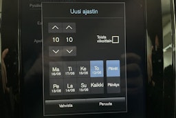 Valkoinen Volvo XC60 2019 kuva 21.