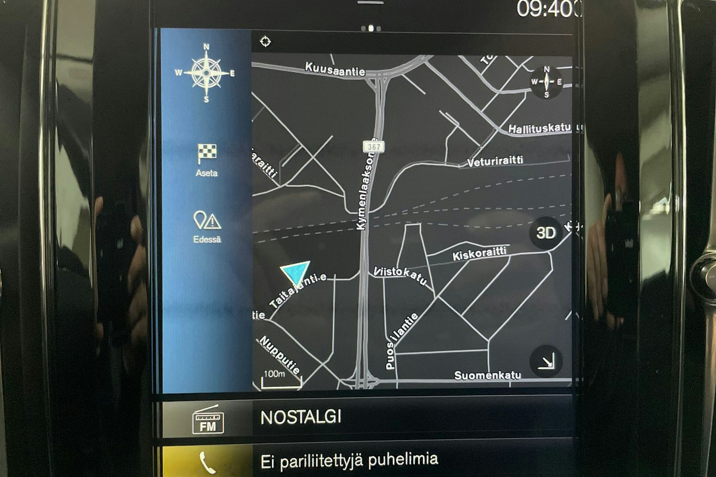 Valkoinen Volvo XC60 2019 kuva 23.