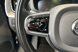 sininen Volvo XC60 2020 kuva 17.