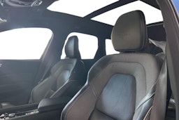 Sininen Volvo XC60 2020 kuva 10.