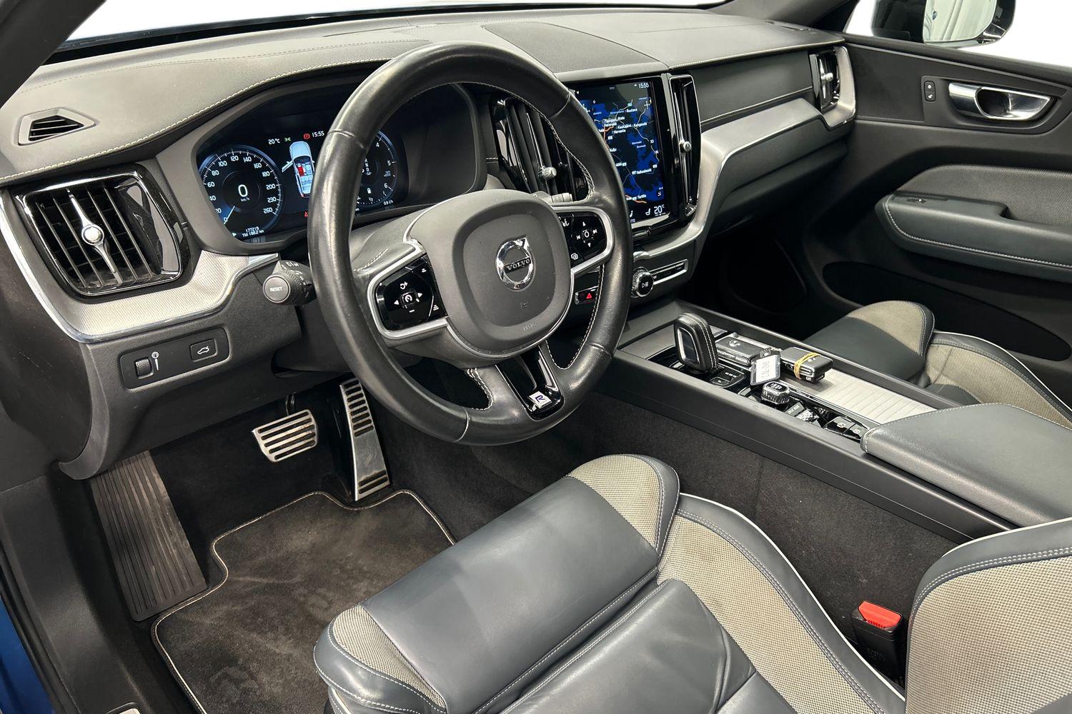 Volvo XC60 B4 AWD D-MHEV R-Design aut 2020, kuva 6/27
