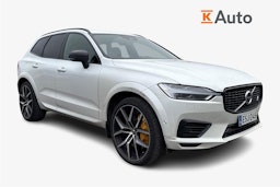 valkoinen Volvo XC60 2020 kuva 1.