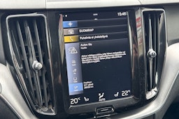musta Volvo XC60 2020 kuva 26.