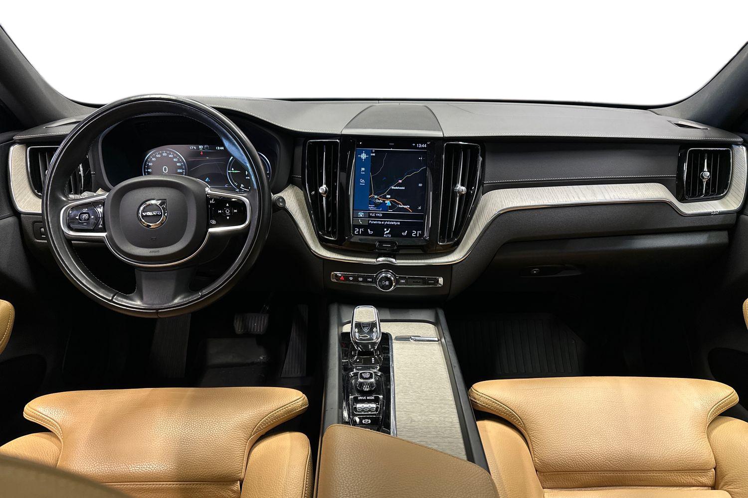 Volvo XC60 T8 TwE AWD Inscription aut 2020, photo 7/29