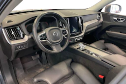 Harmaa Volvo XC60 2020 kuva 6.