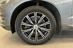 Harmaa Volvo XC60 2020 kuva 10.
