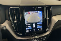 Harmaa Volvo XC60 2020 kuva 21.