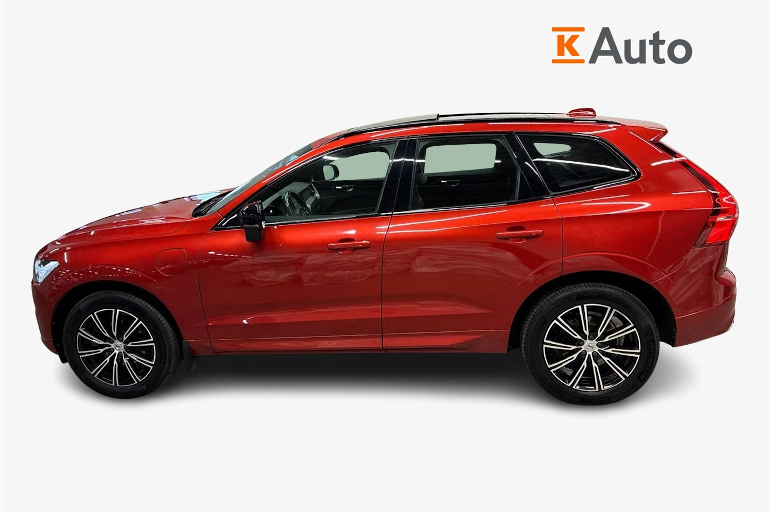 Punainen Volvo XC60 2020 kuva 5.