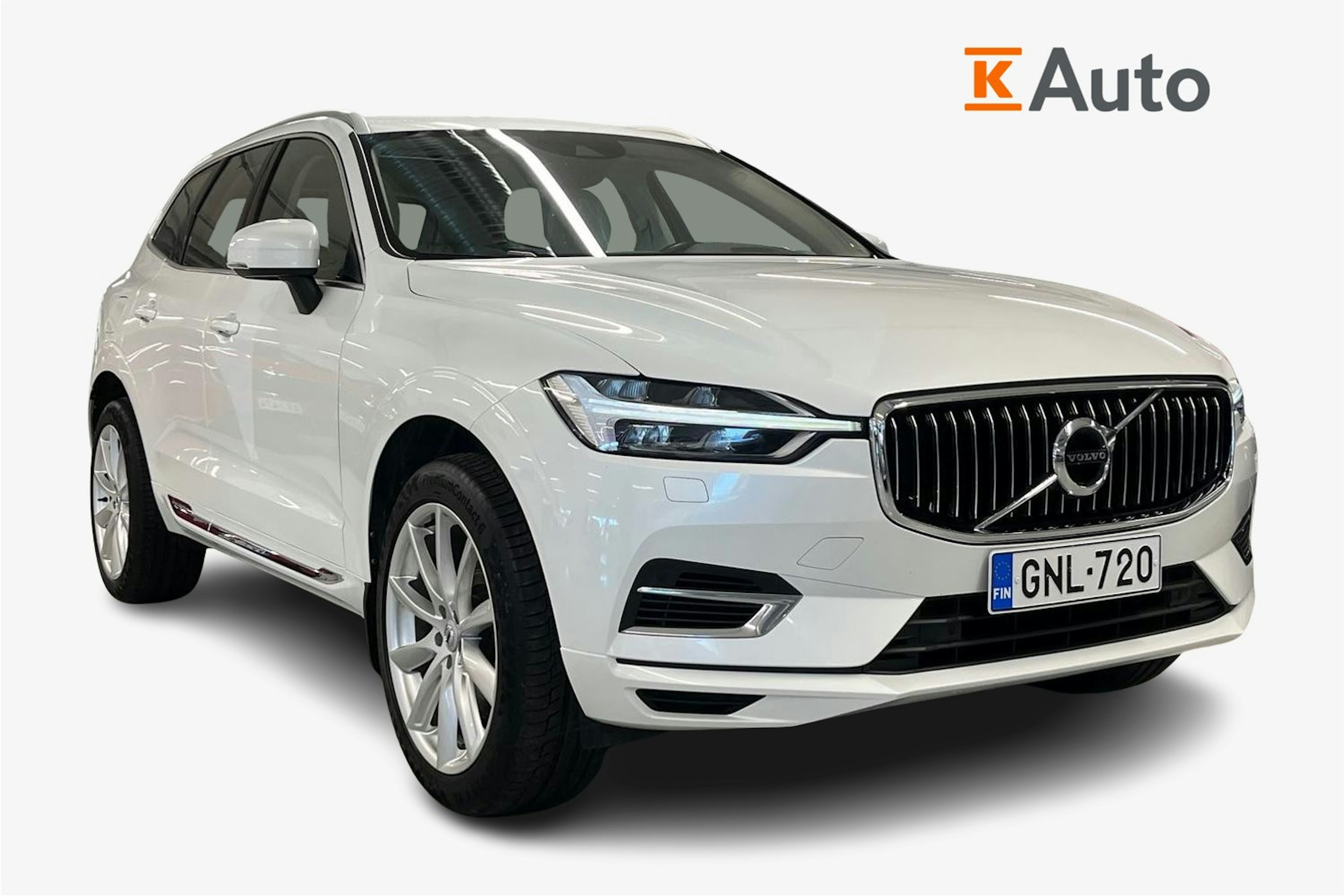 valkoinen Volvo XC60 2020 kuva 1.