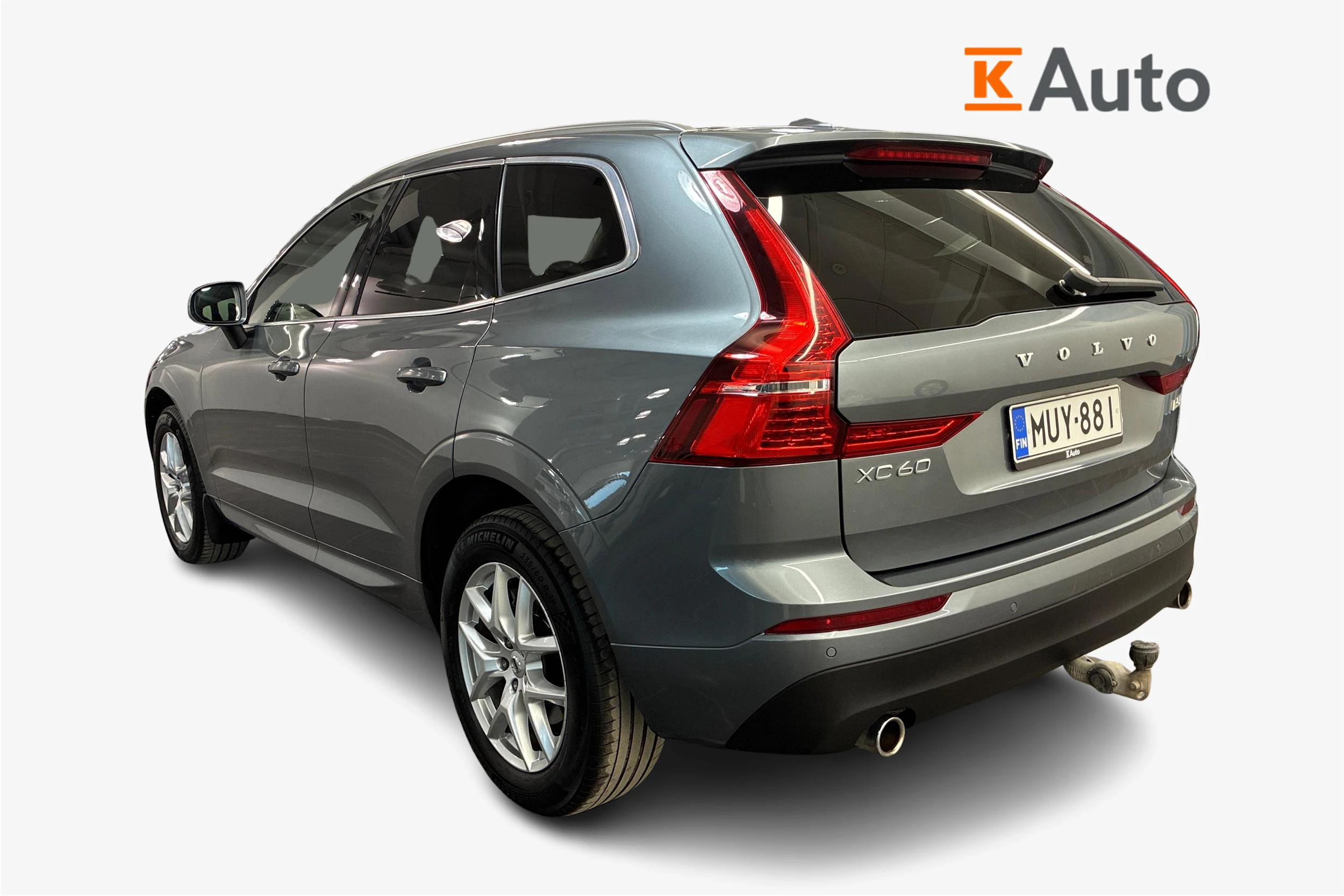 Harmaa Volvo XC60 2020 kuva 2.