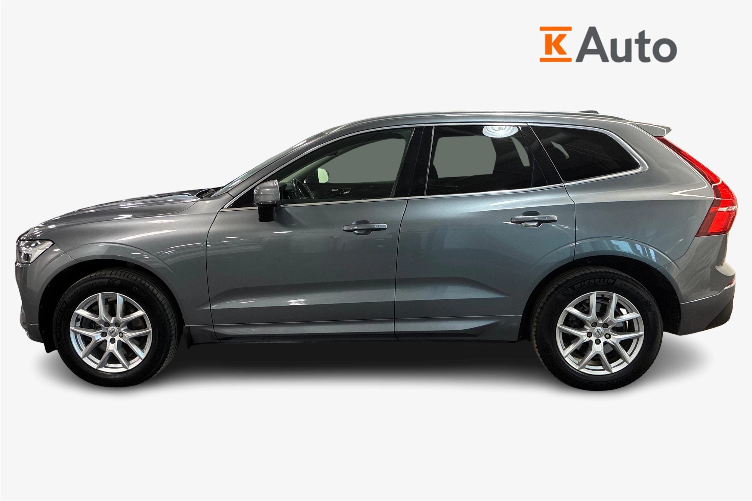 Harmaa Volvo XC60 2020 kuva 5.
