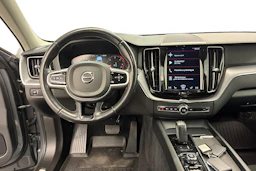 Harmaa Volvo XC60 2020 kuva 7.