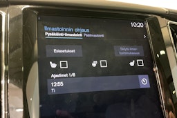 musta Volvo XC60 2020 kuva 19.