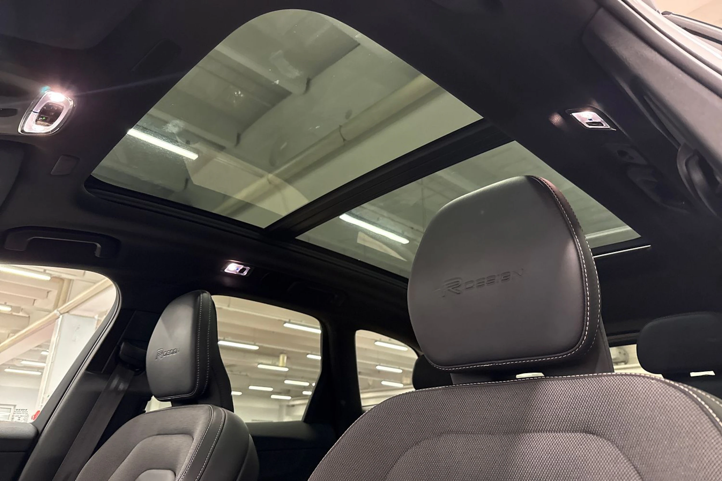 hopea Volvo XC60 2020 kuva 27.
